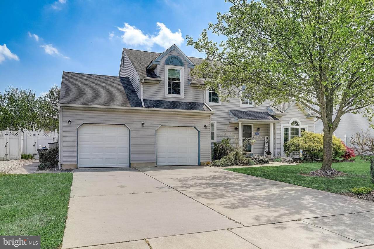 411 Moore Boulevard - Photo 1