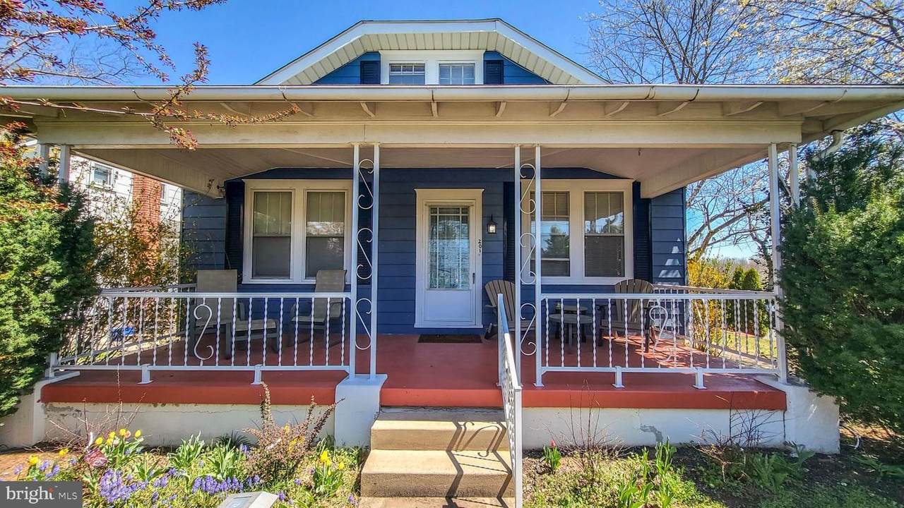 201 Washington Street - Photo 1
