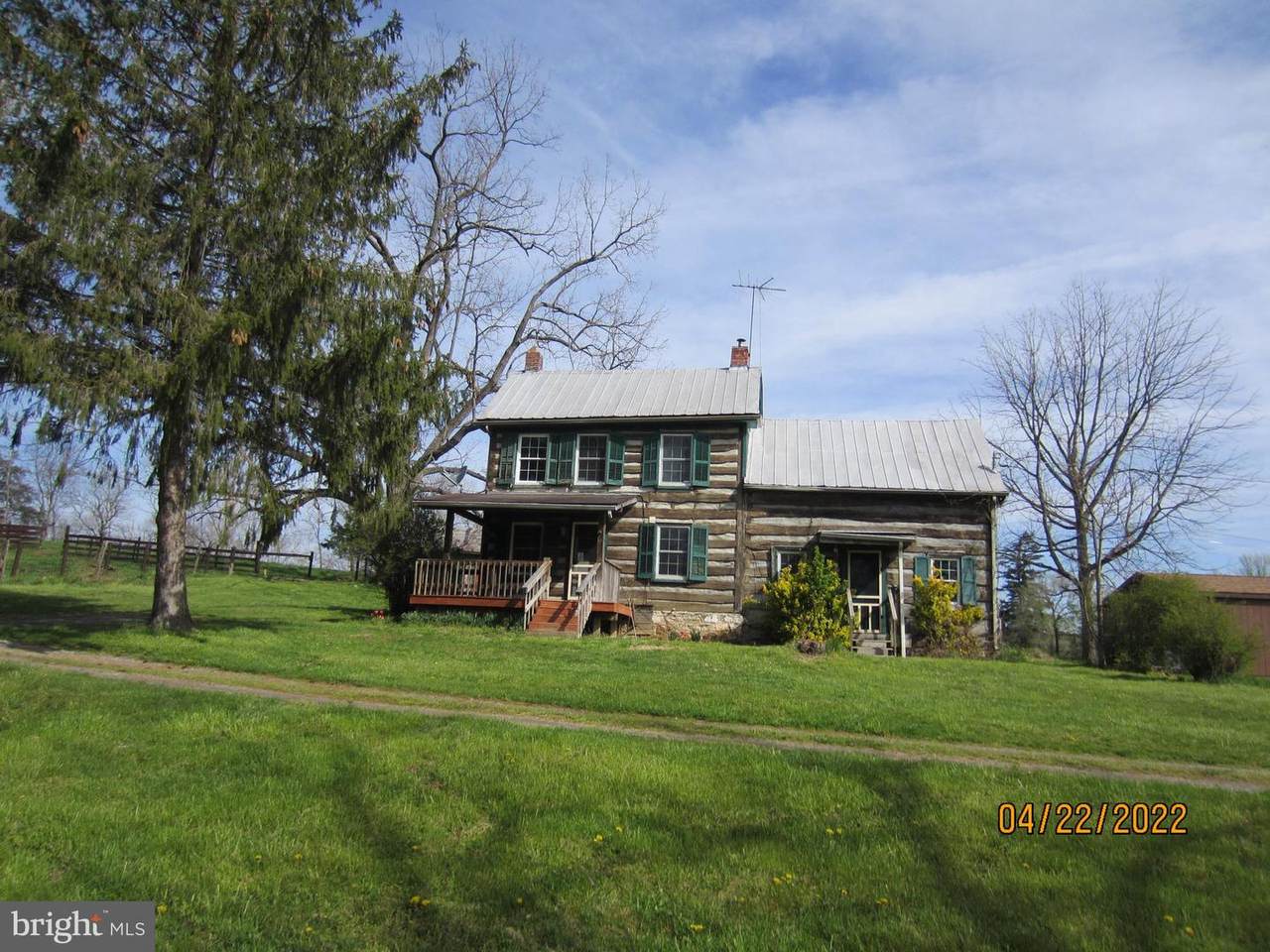 8767 Hedgesville Road - Photo 1
