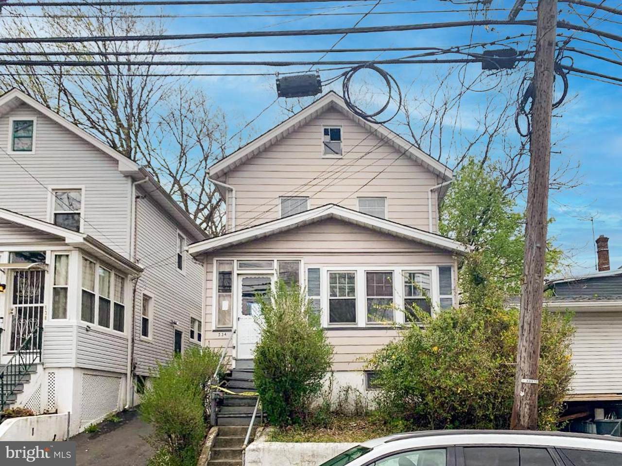 534 White Street - Photo 1
