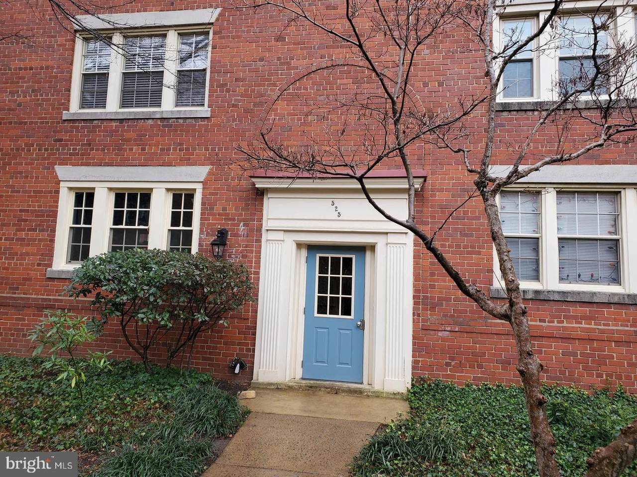 525 Bashford Lane - Photo 1