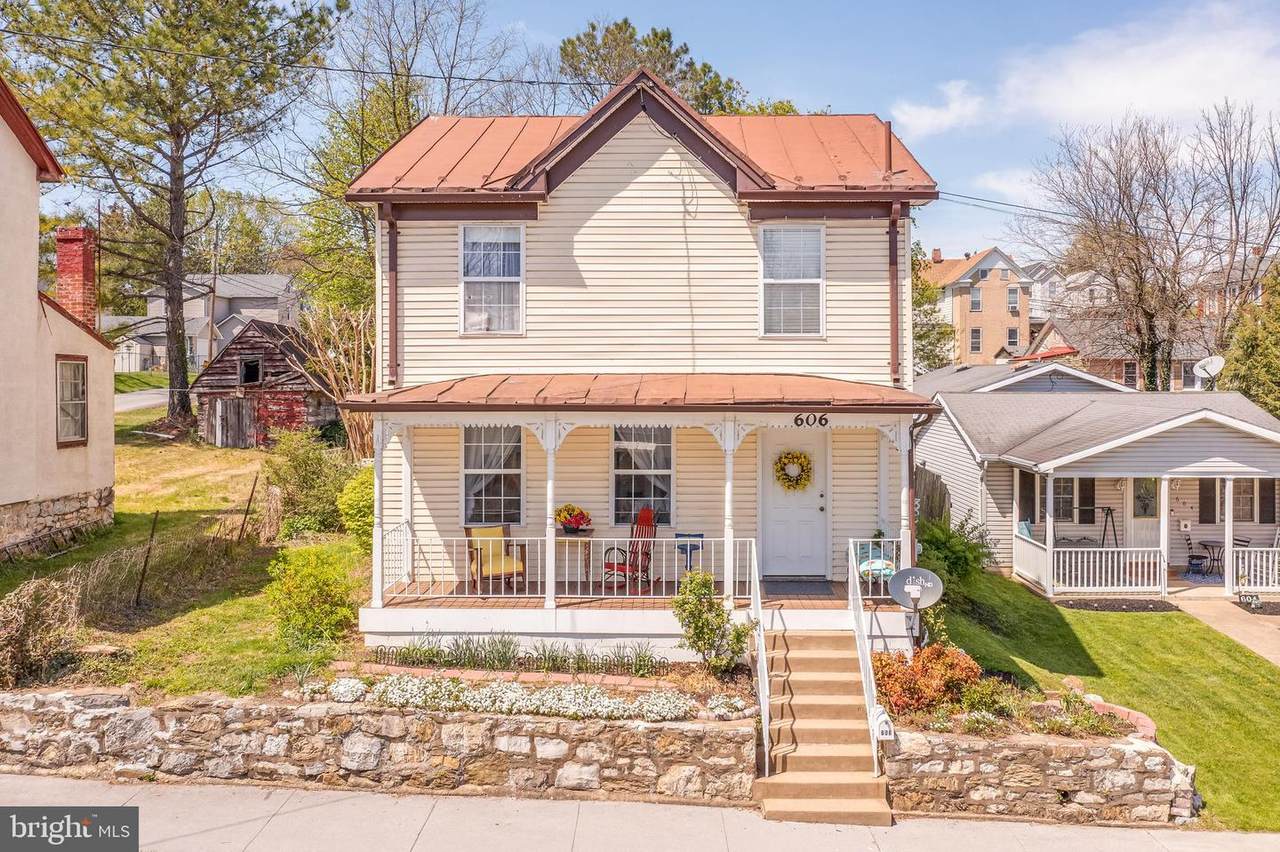 606 West Washington Street - Photo 1