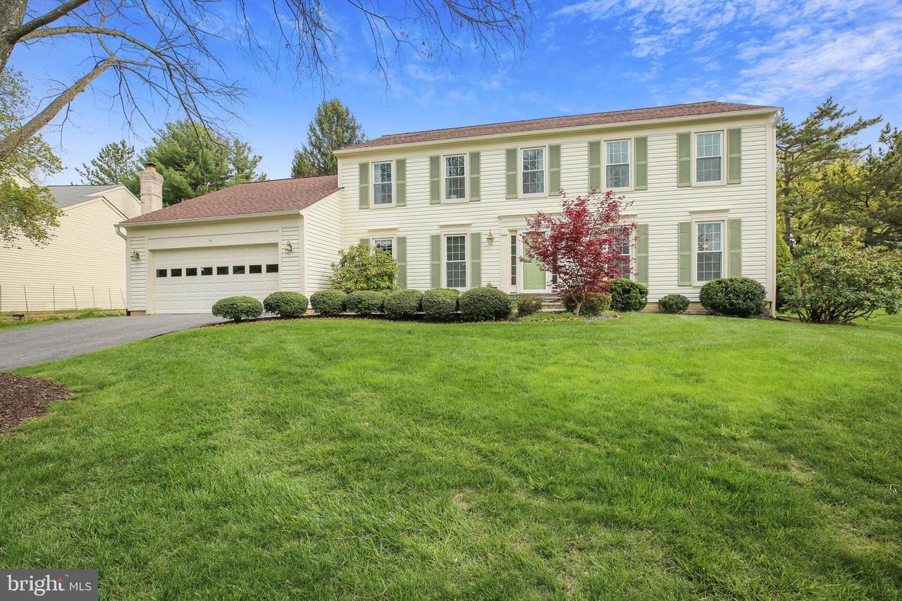3325 Megans Way - Photo 1