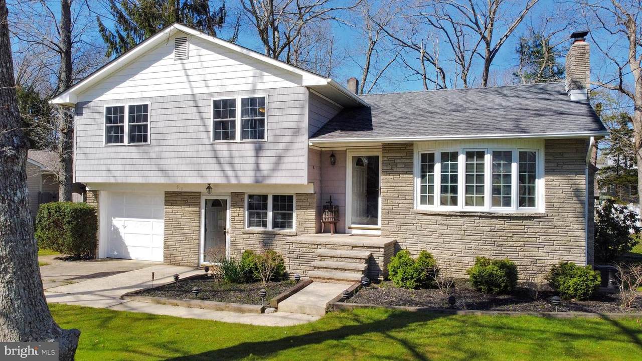 919 Ridgewood Drive - Photo 1