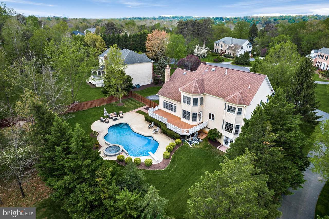 12210 Jonathons Glen Way - Photo 1