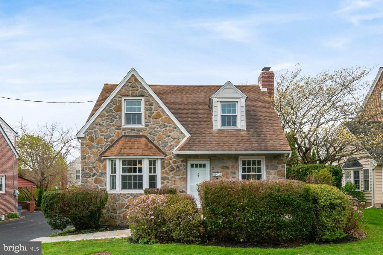 2412 Olcott Avenue - Photo 1