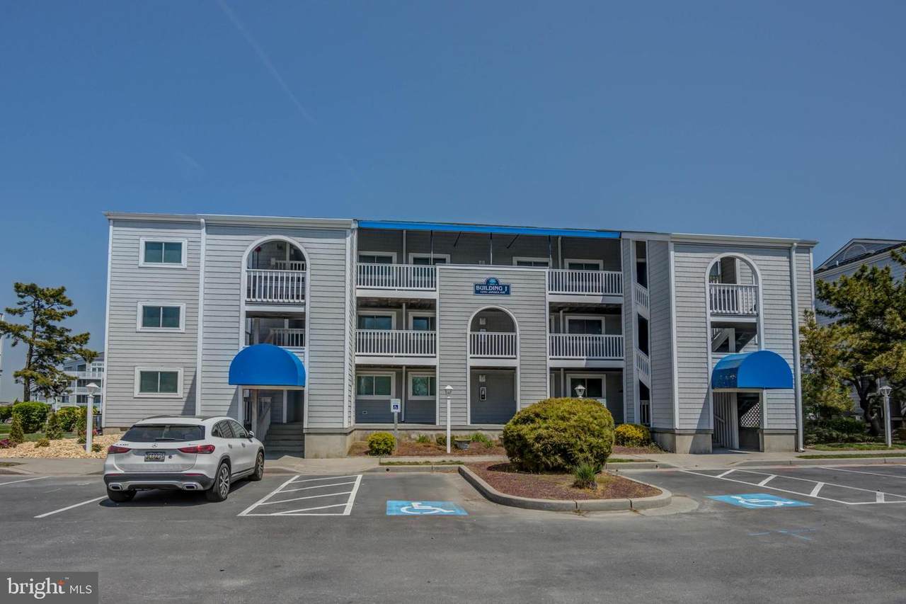 12301 Jamaica Avenue - Photo 1