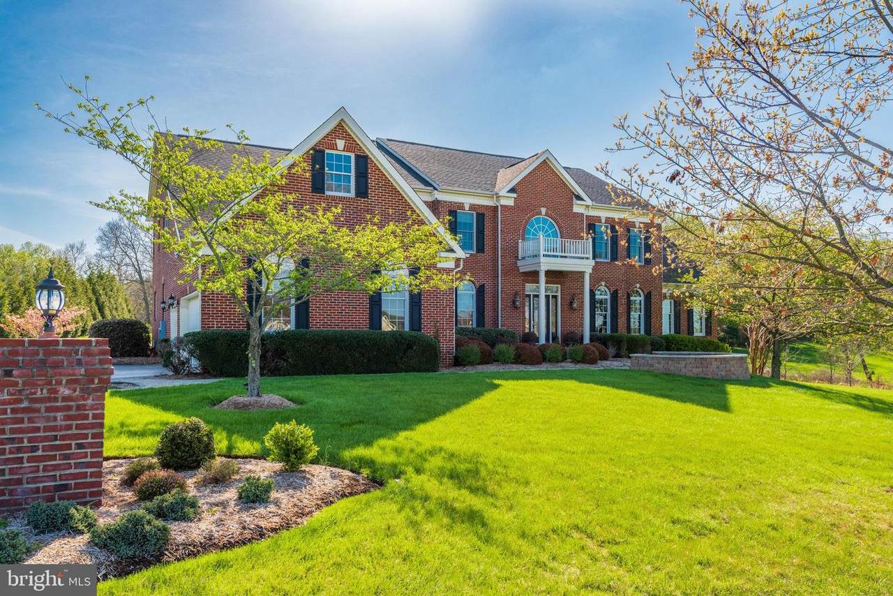 17674 Tobermory Place - Photo 1