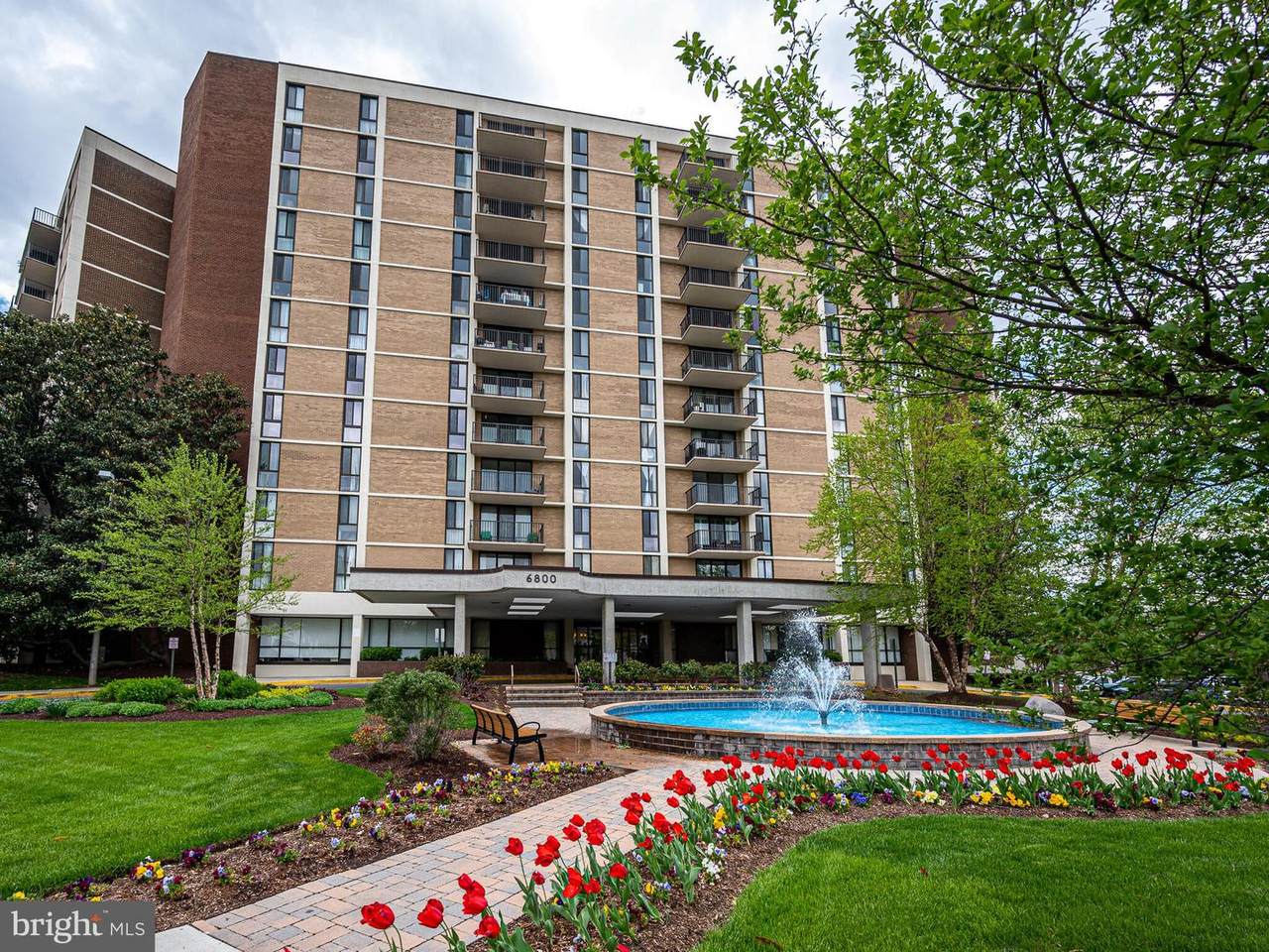 6800 Fleetwood - Photo 1