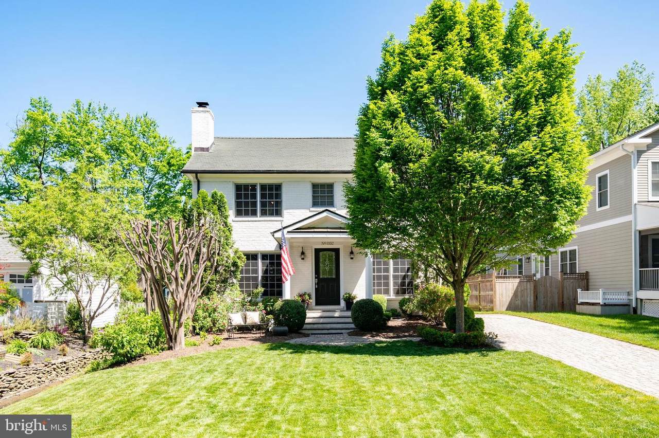 1102 Gladstone Place - Photo 1