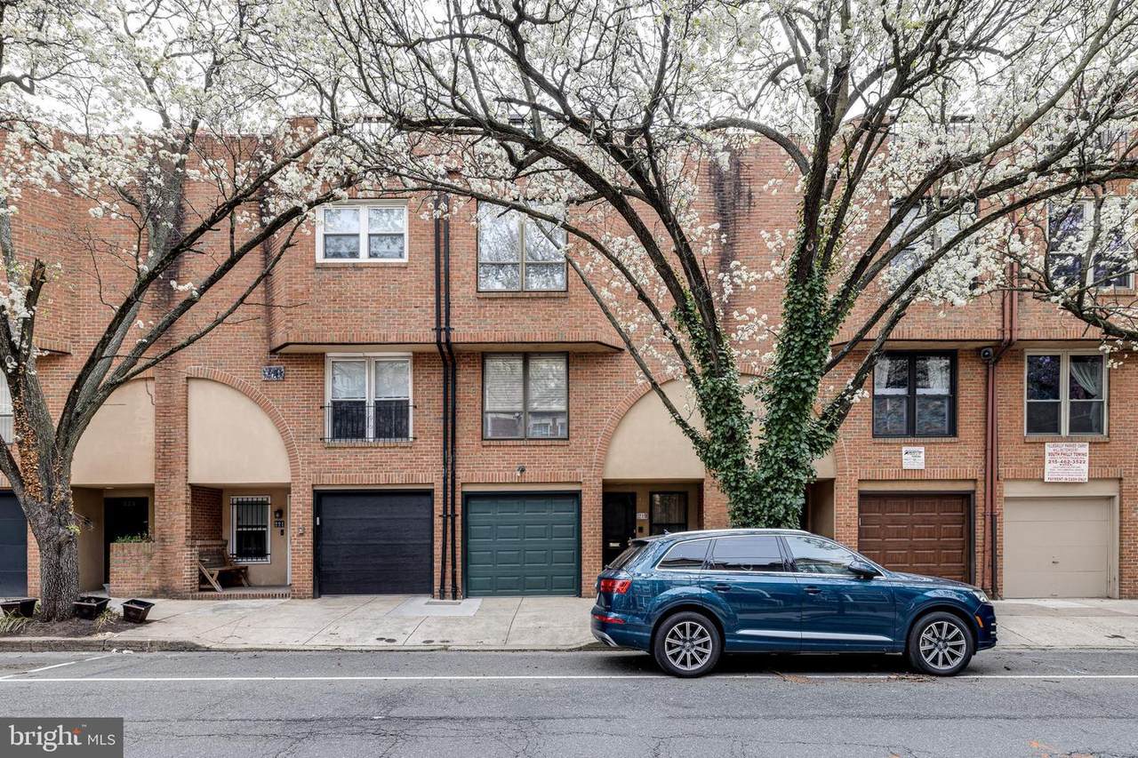 219 23RD Street - Photo 1