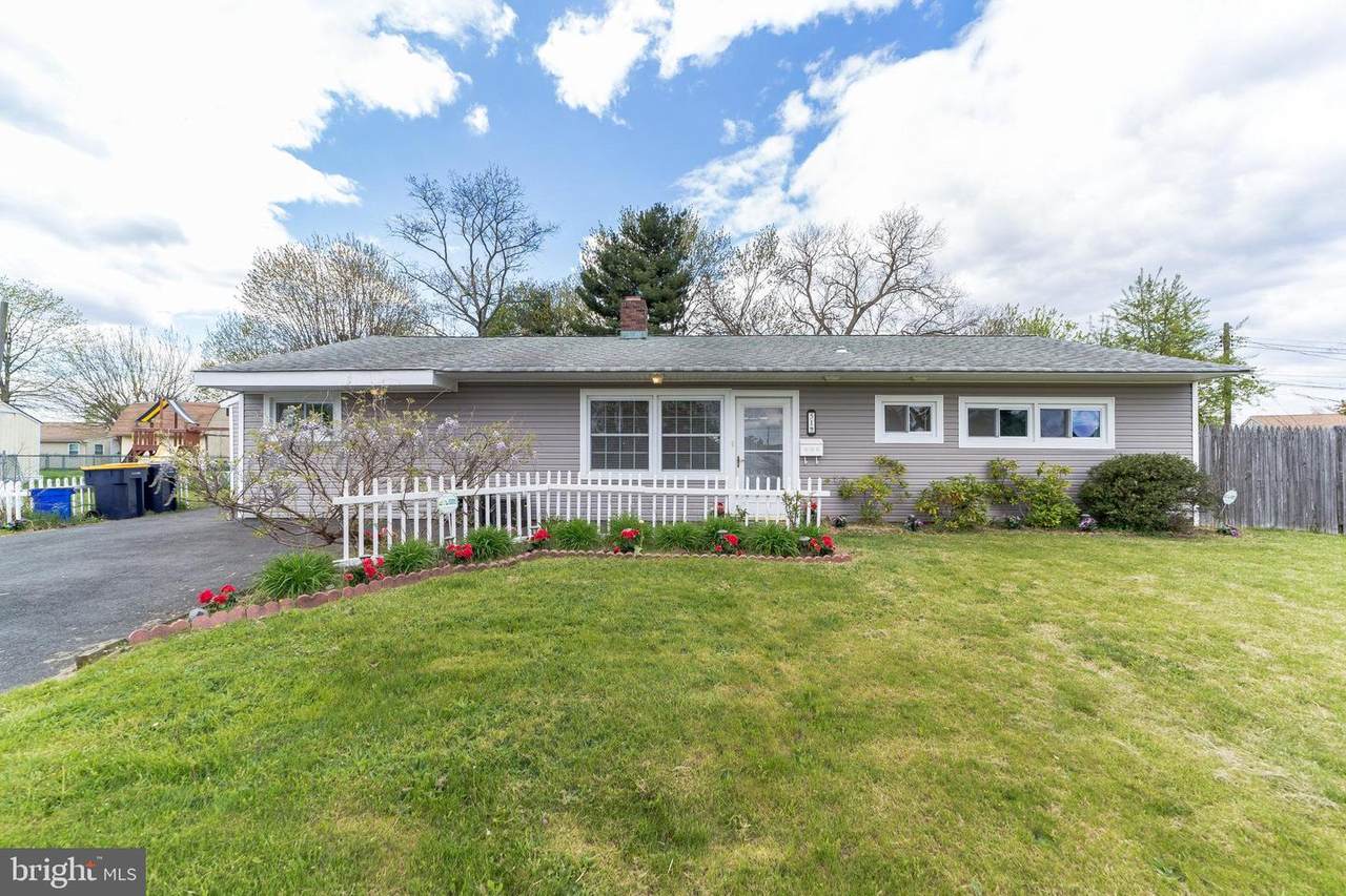 51 Serpentine Lane - Photo 1