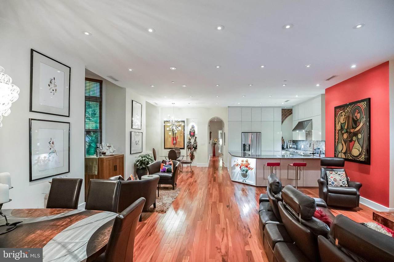 421 Chestnut Street - Photo 1
