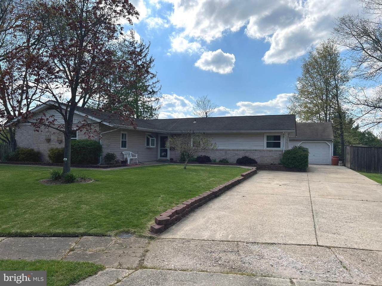 202 Contee Road - Photo 1