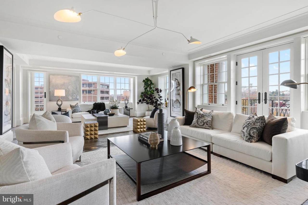 2660 Connecticut Avenue - Photo 1