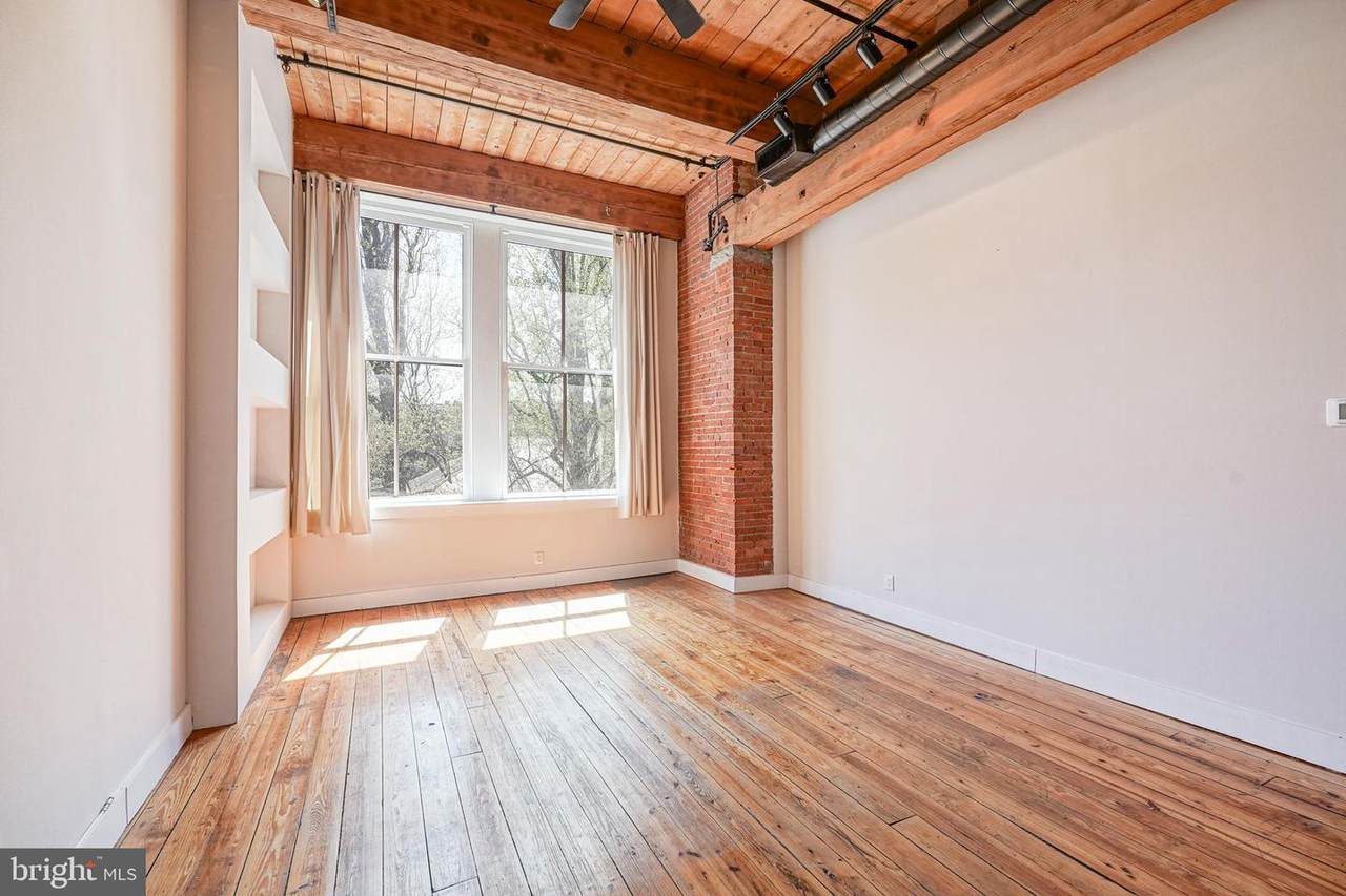309-13 Arch Street - Photo 1