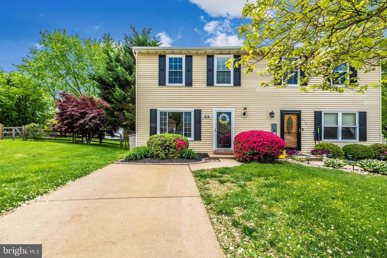 614 Revere Court - Photo 1