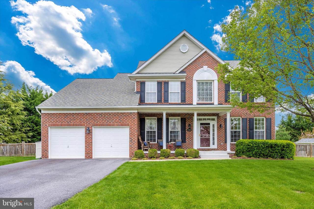5767 Morland Drive - Photo 1