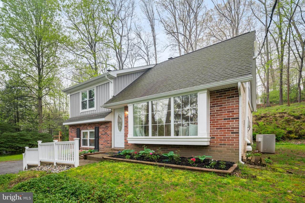 1304 Hall Road - Photo 1