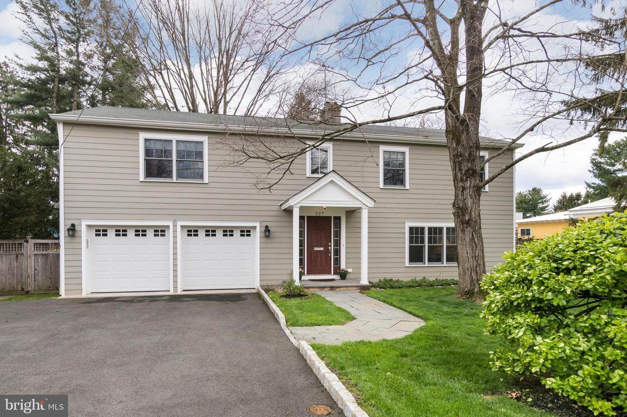 227 Valley Road - Photo 1