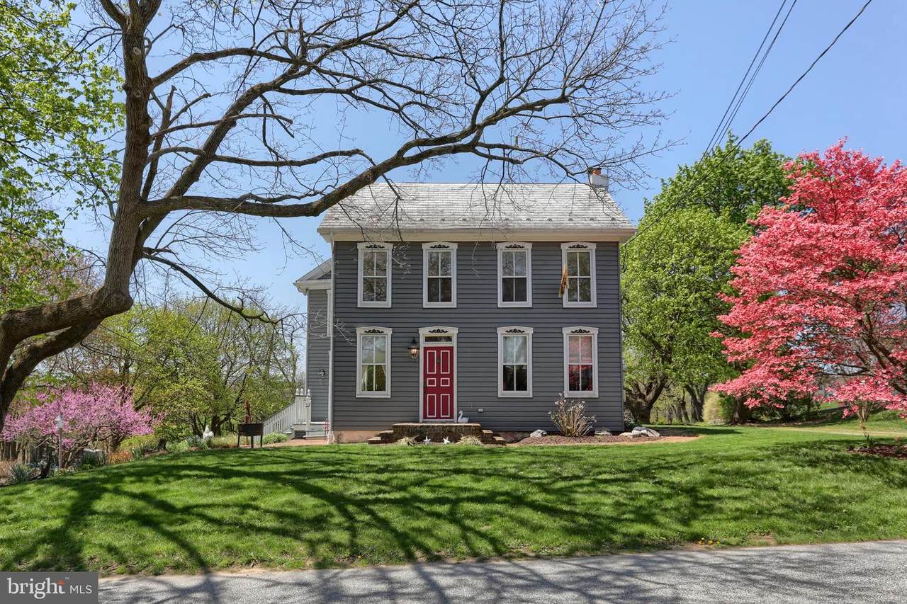 701 80TH Street - Photo 1