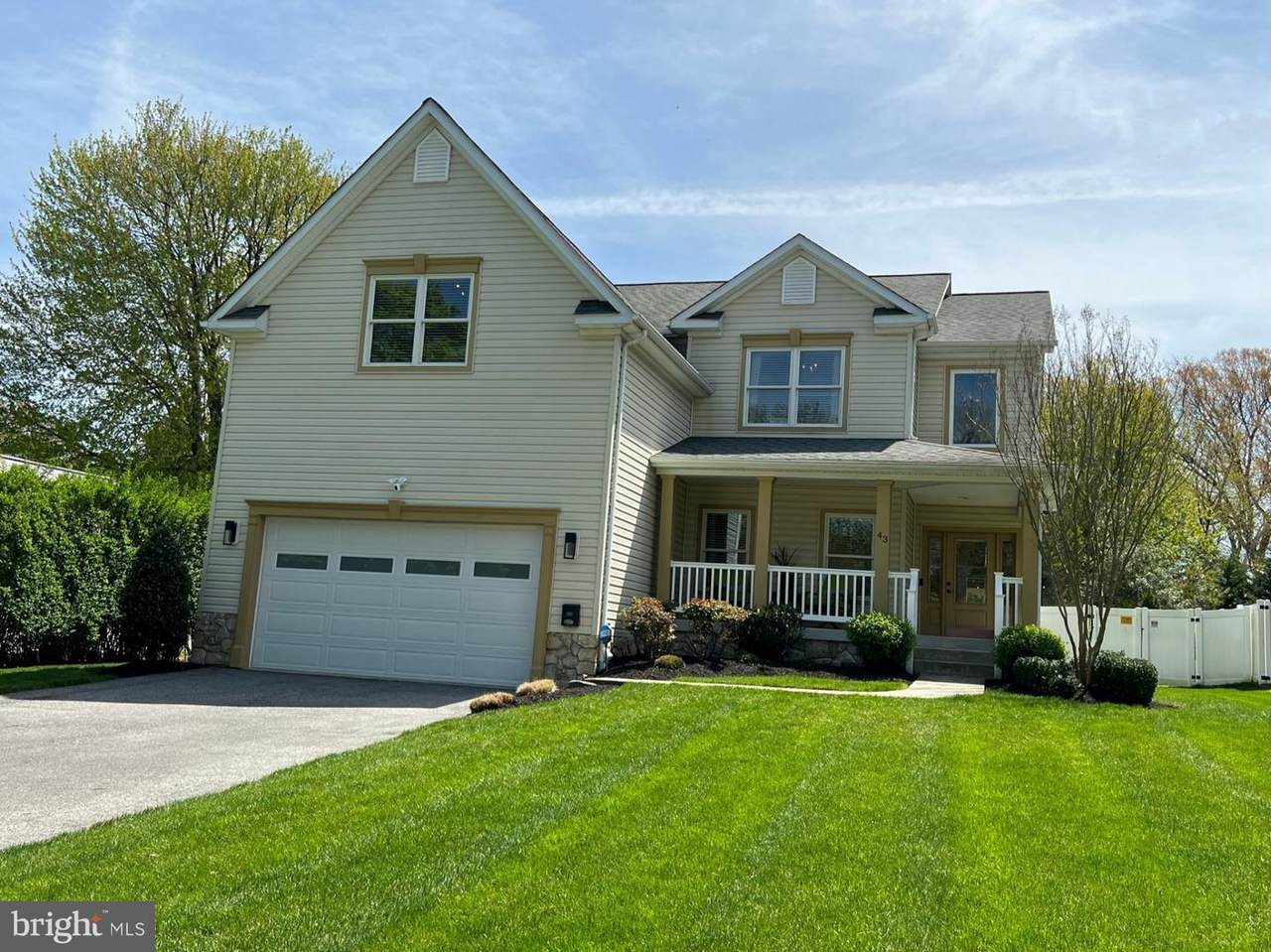43 Robinson Road - Photo 1