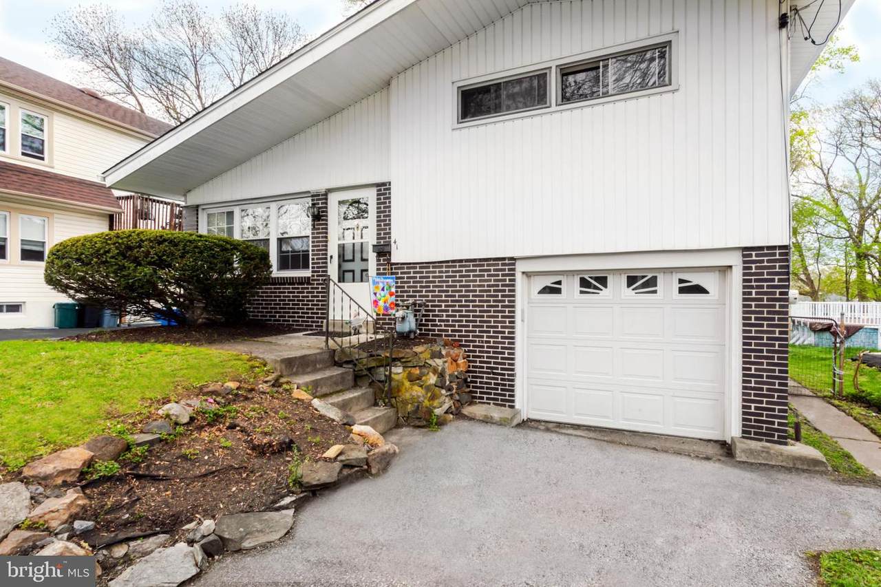 41 Evergreen Avenue - Photo 1