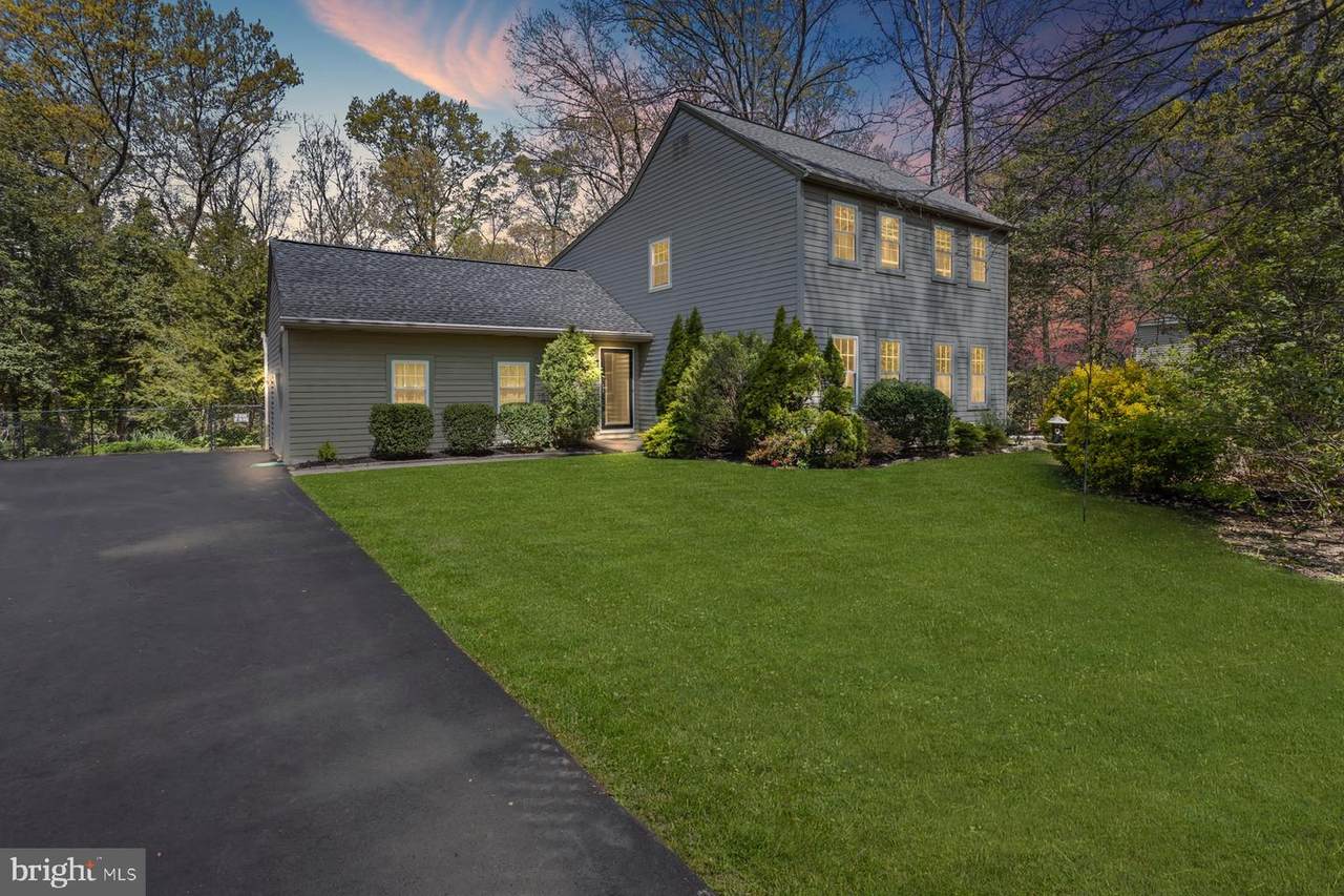 21 Margarete Drive - Photo 1