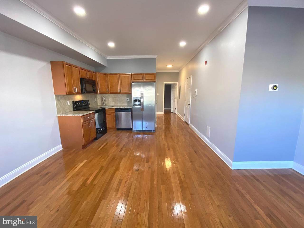 526 Girard Avenue - Photo 1