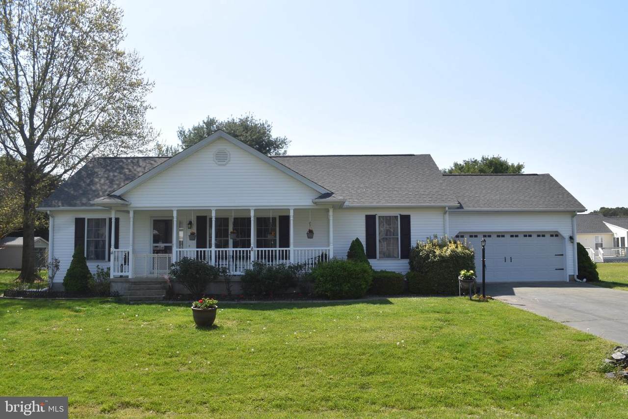 70 Neptune Drive - Photo 1