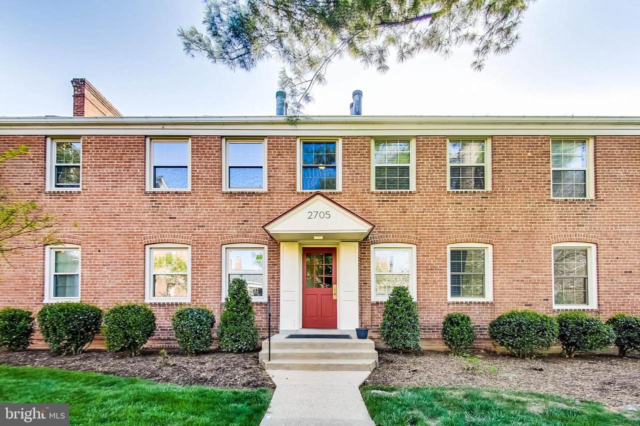 2705 Arlington Boulevard - Photo 1