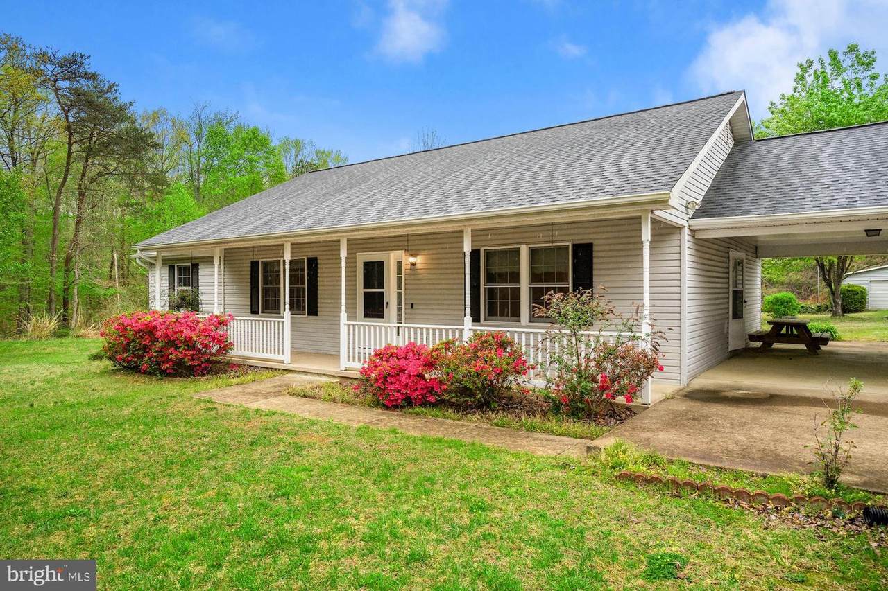 68 Cedar Lane - Photo 1