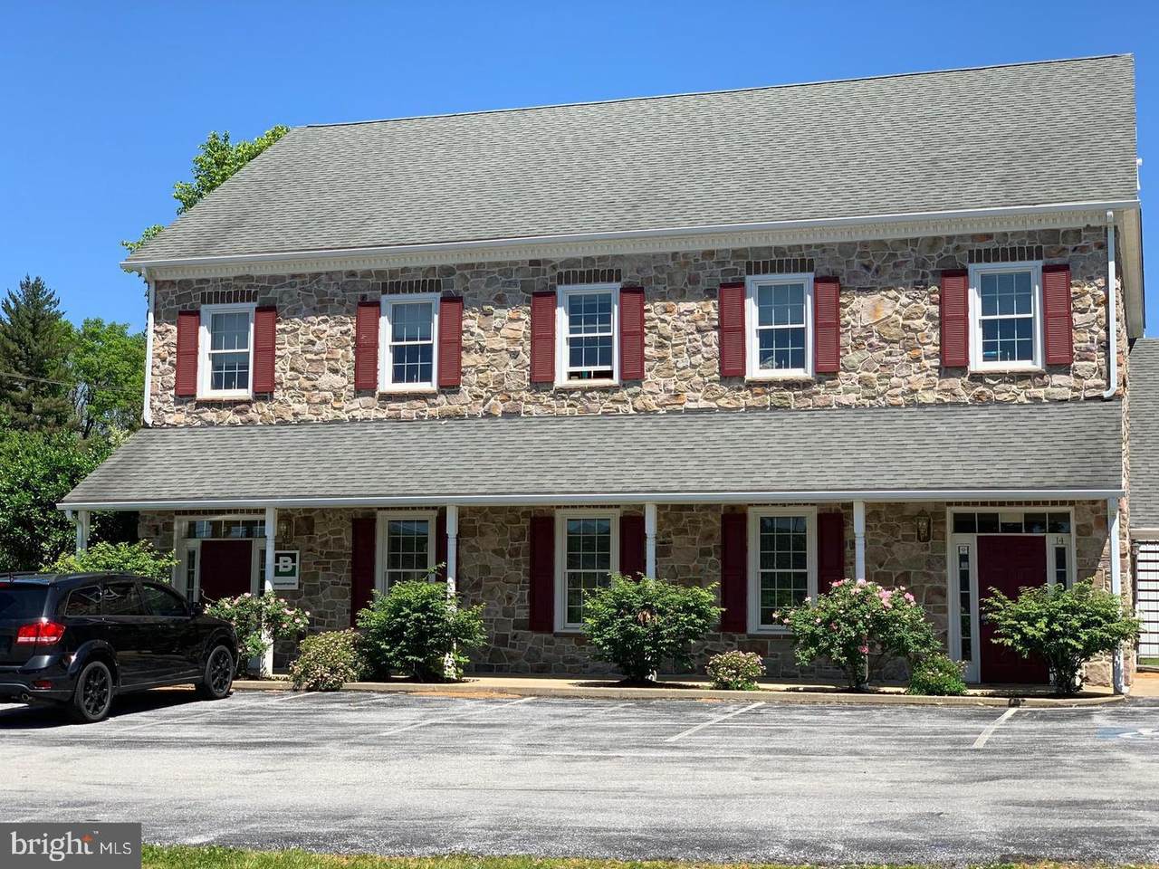 131 Wallace Avenue - Photo 1