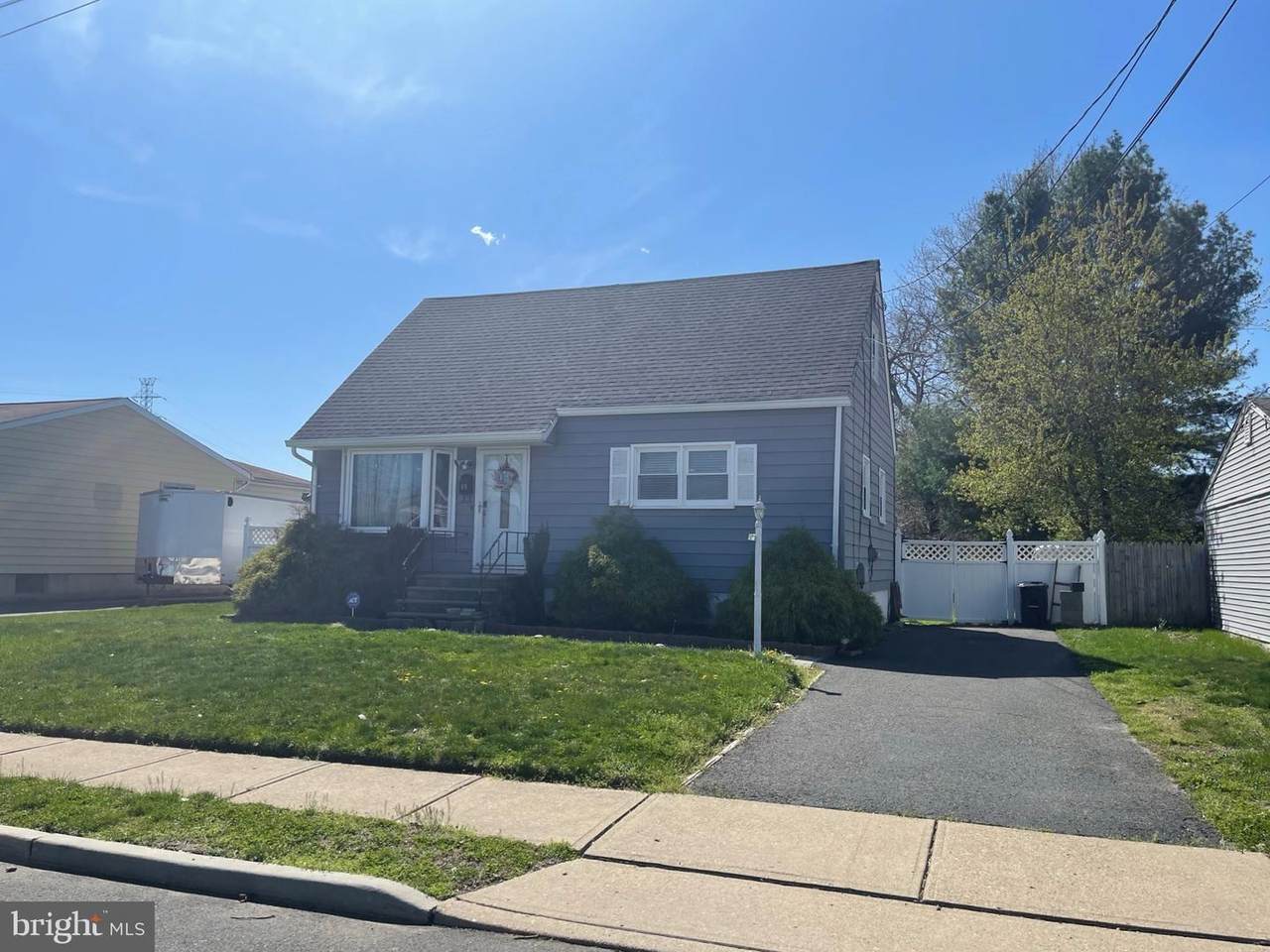 49 Steinert Avenue - Photo 1