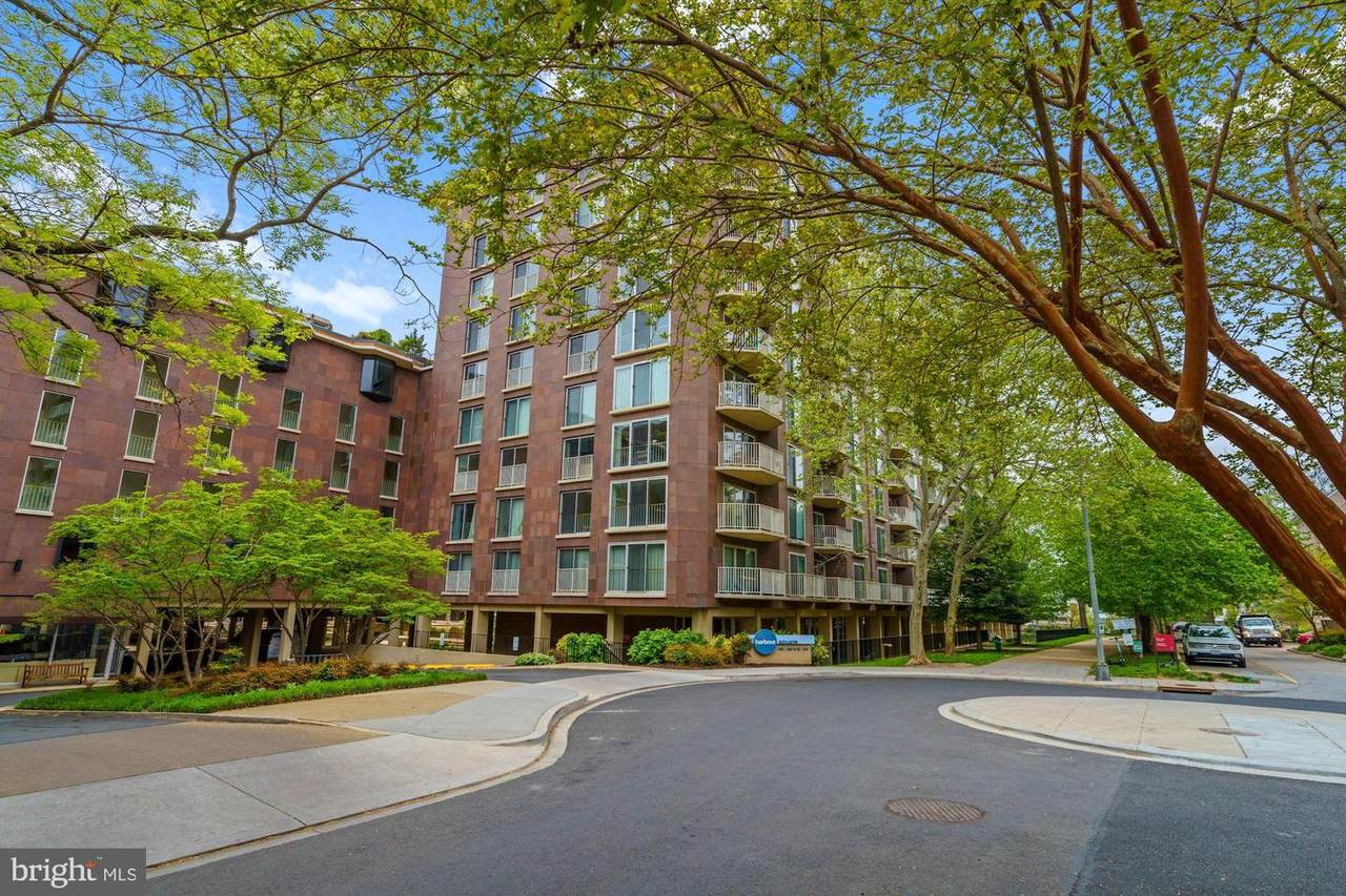 530 N - Photo 1