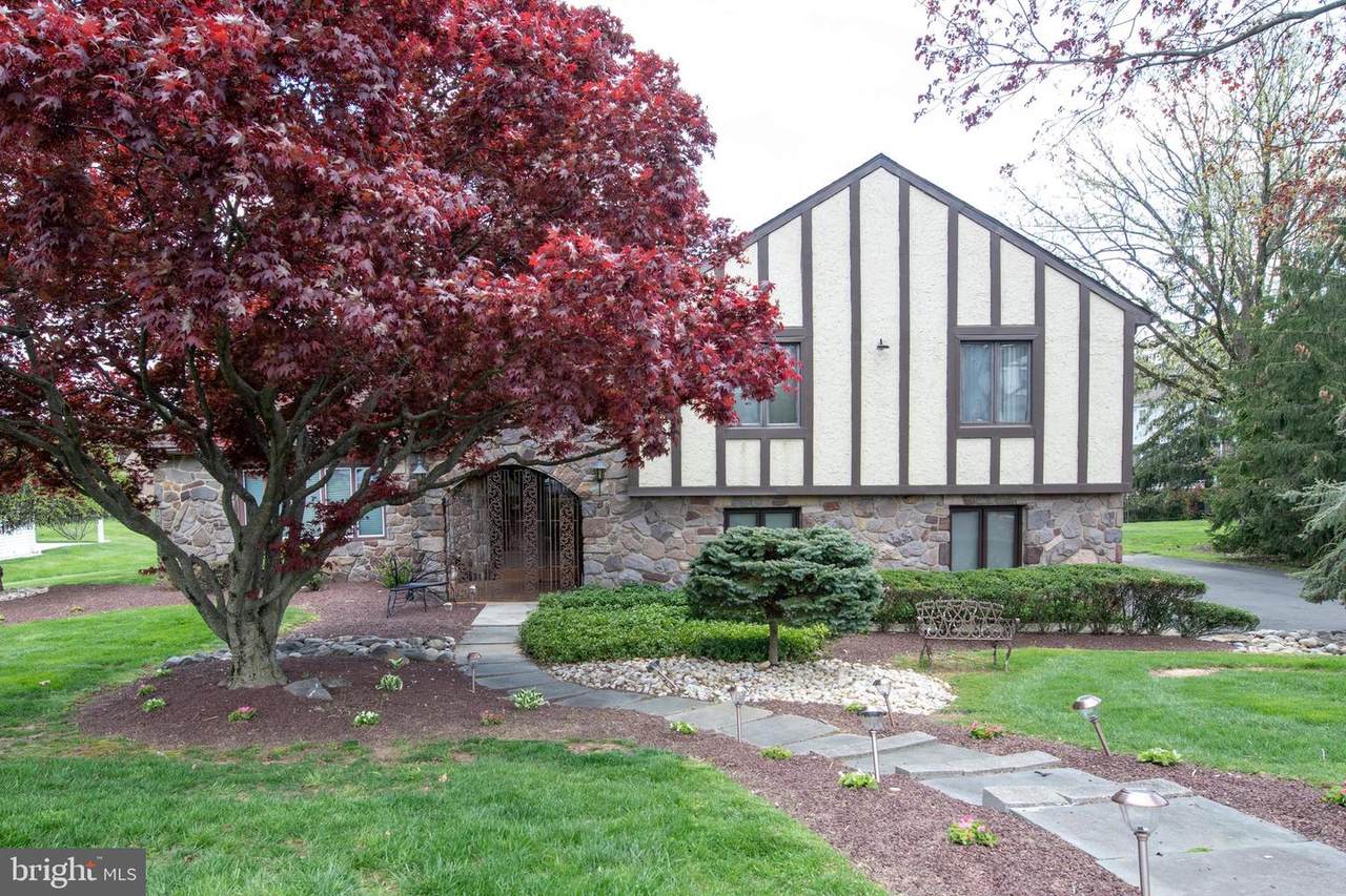 115 Spring Flower Court - Photo 1