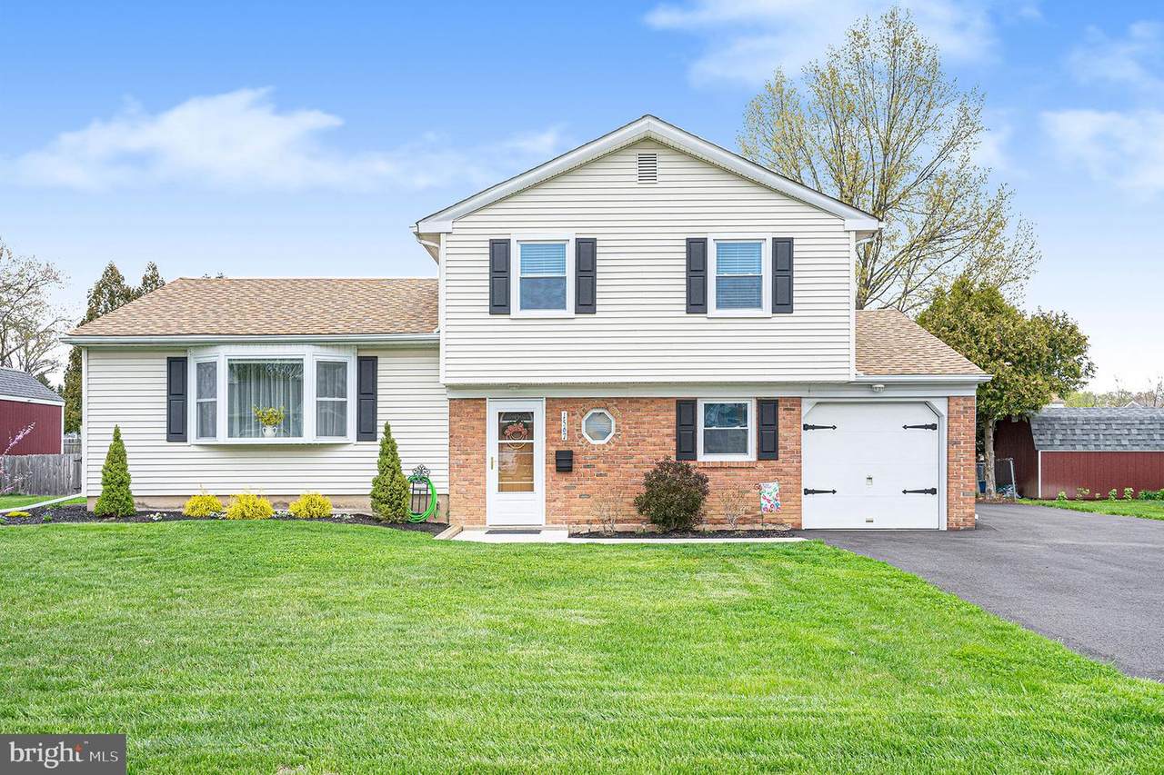 1567 Deer Run Road - Photo 1