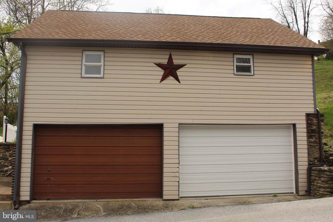 10 Winter Avenue - Photo 1