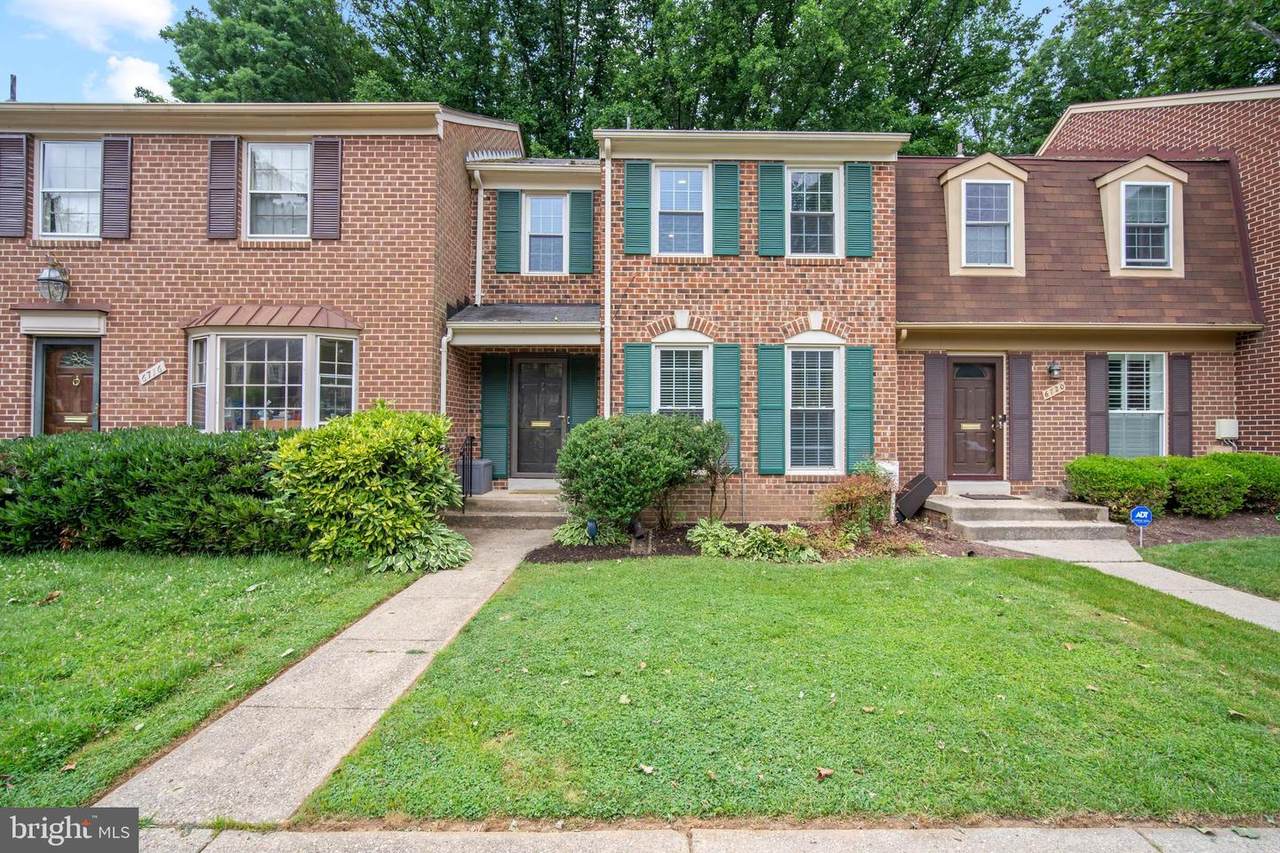 6718 Surreywood Lane - Photo 1