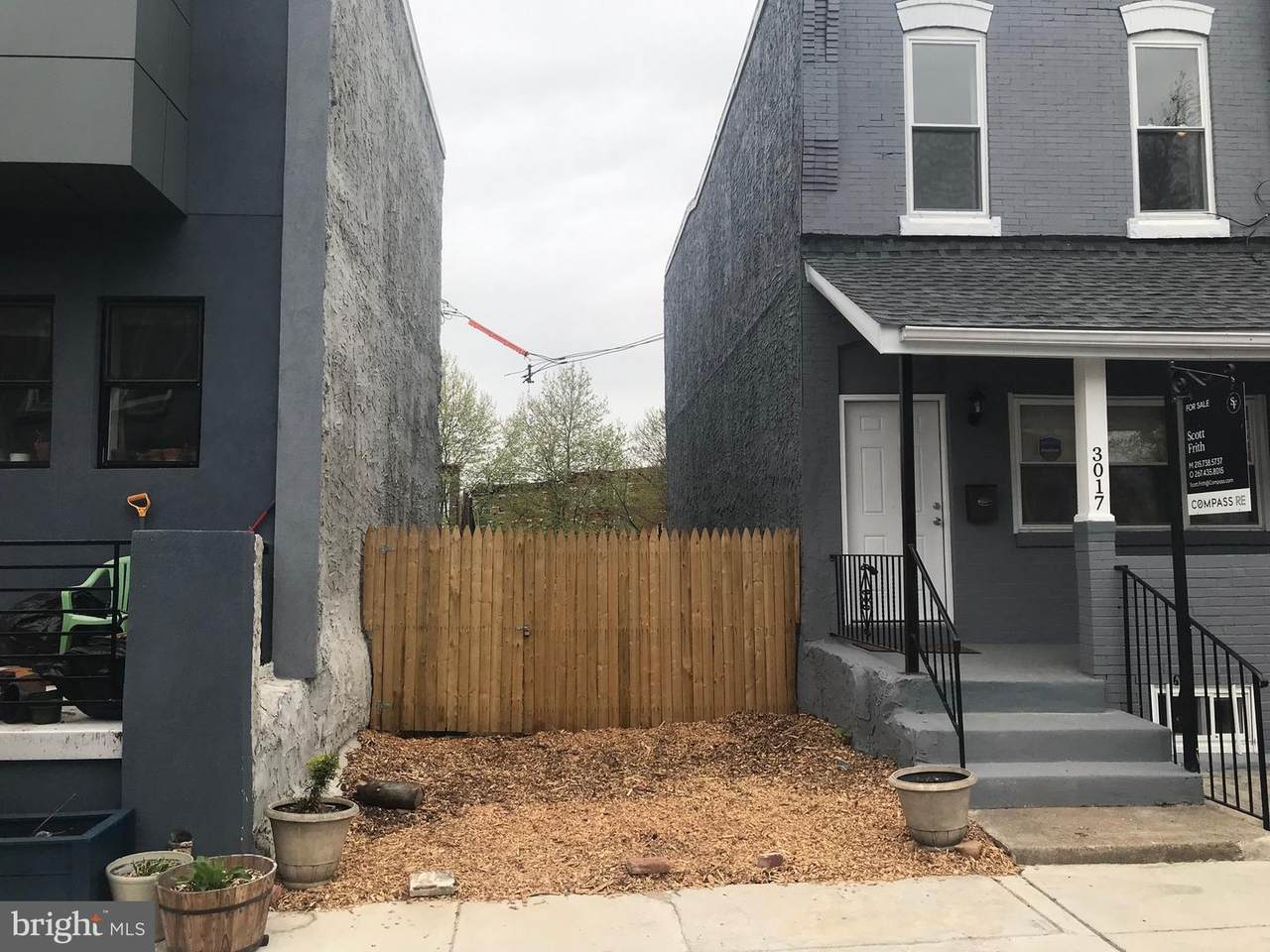 3019 Clifford Street - Photo 1