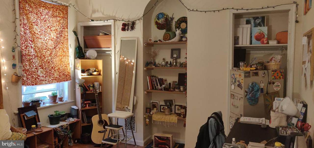 2032 Gratz Street - Photo 1