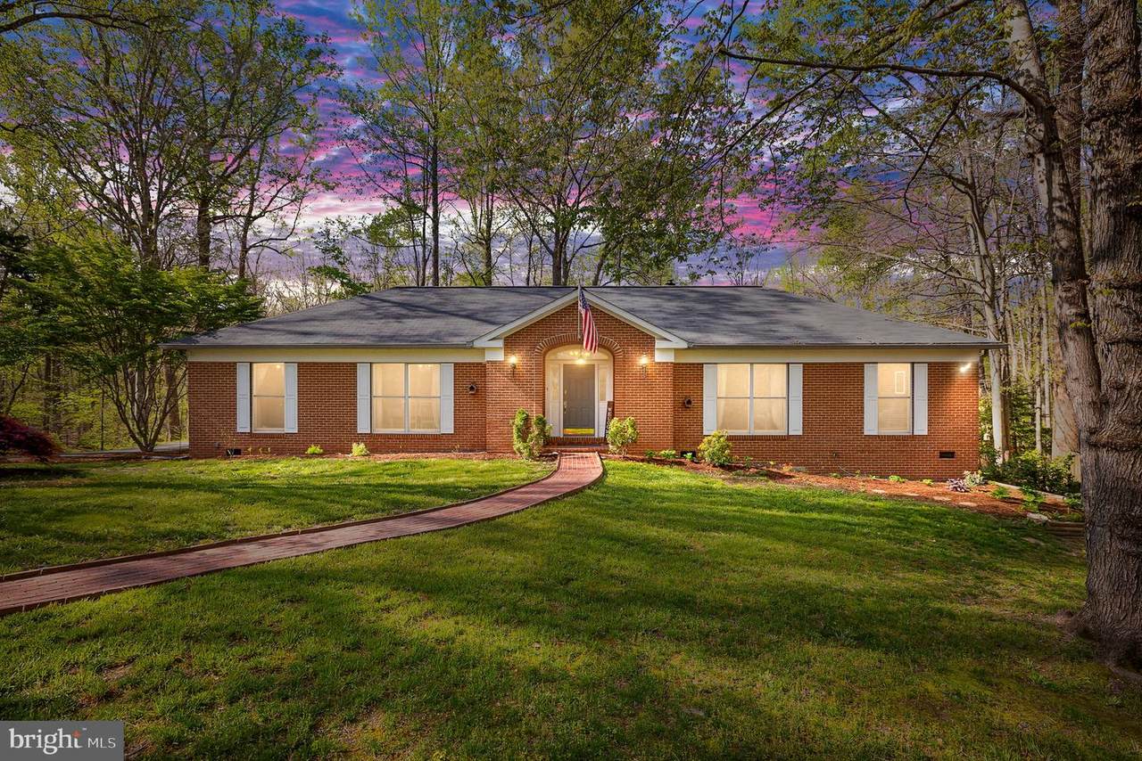 65 Cobblestone Way - Photo 1