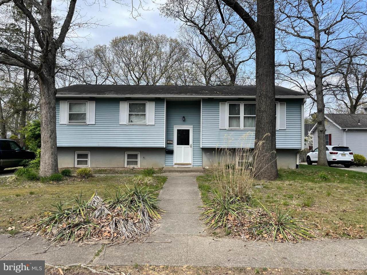 47 12TH Avenue - Photo 1