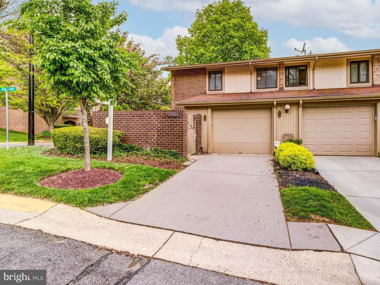 19545 Brassie Place - Photo 1