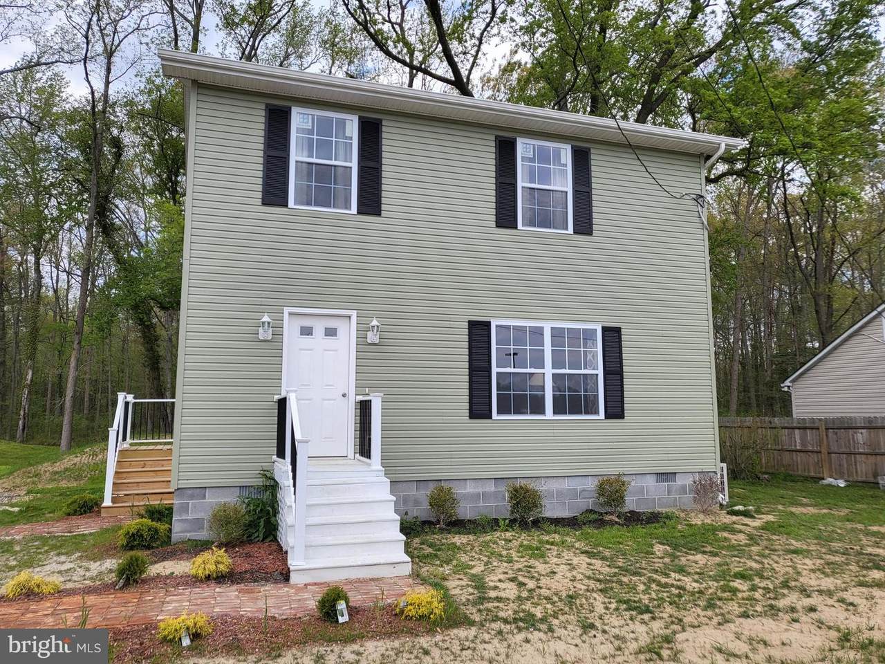3298 Forrest Avenue - Photo 1
