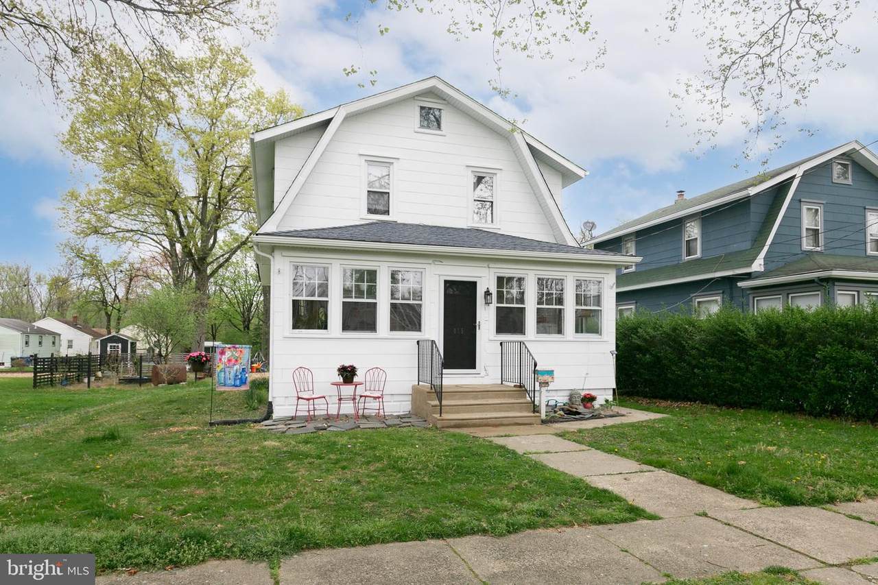 815 3RD Street - Photo 1