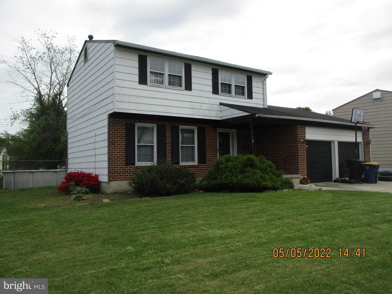 858 Townsend Boulevard - Photo 1