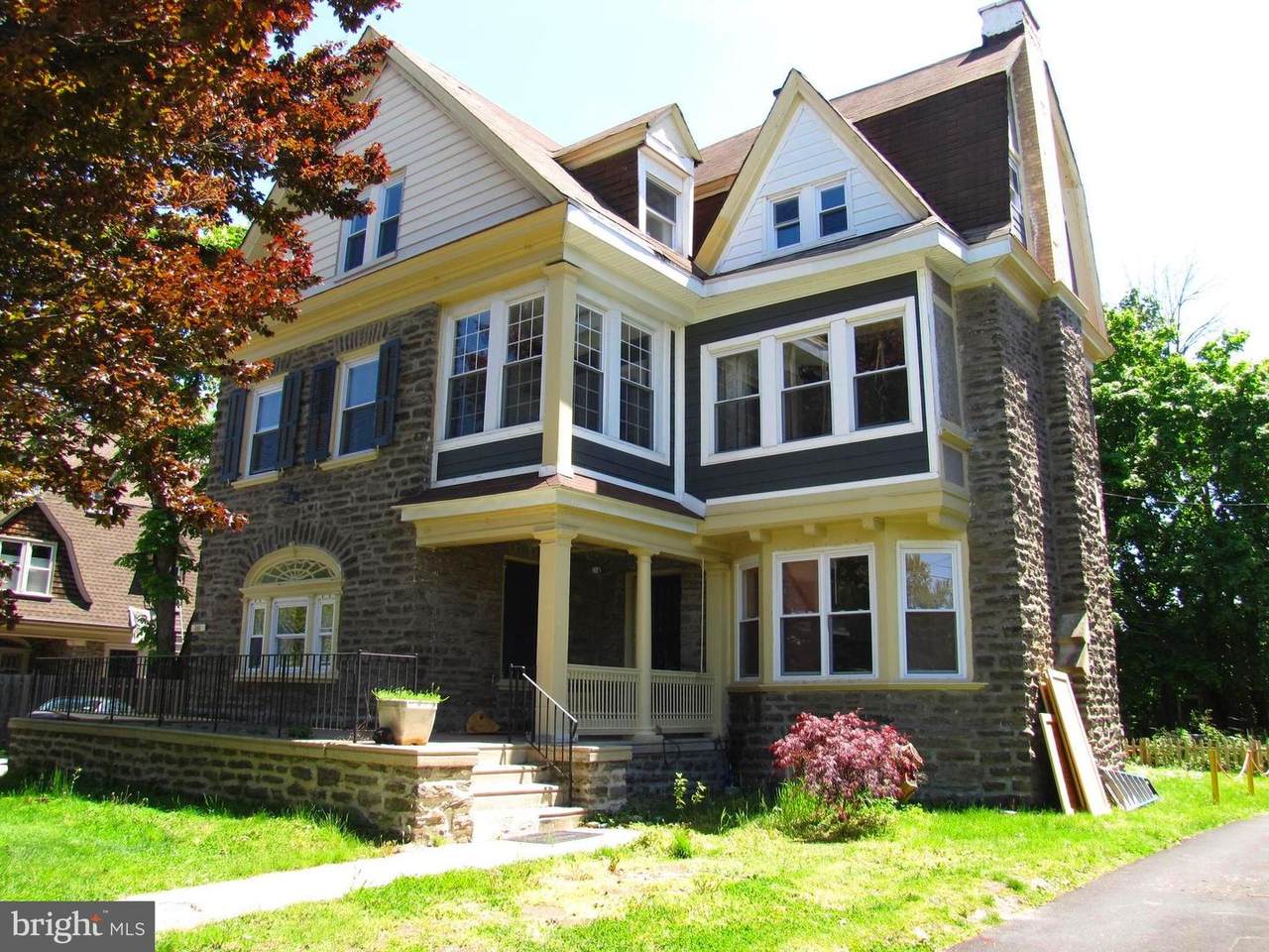 140-44 Washington Lane - Photo 1