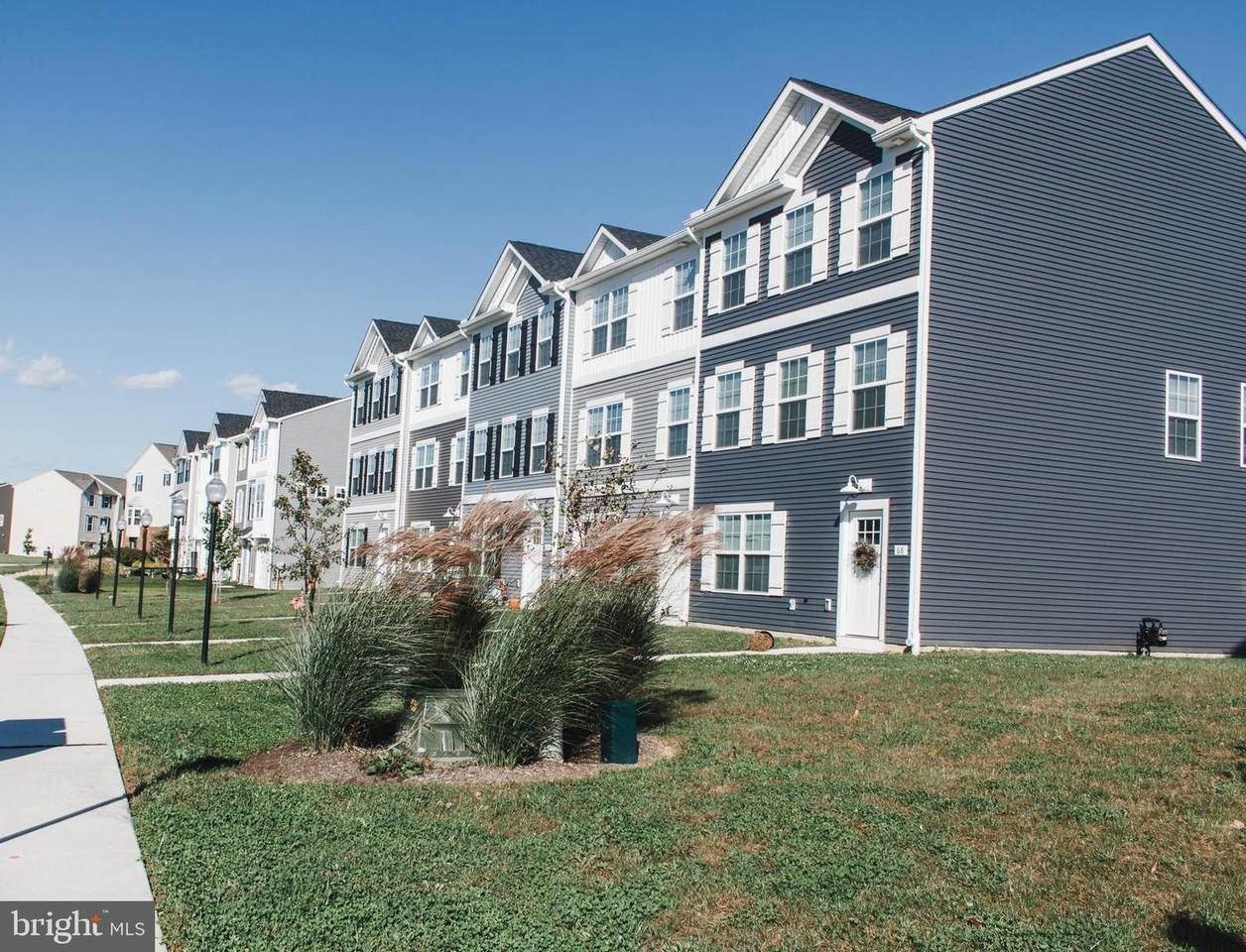 76 Brookside Avenue - Photo 1