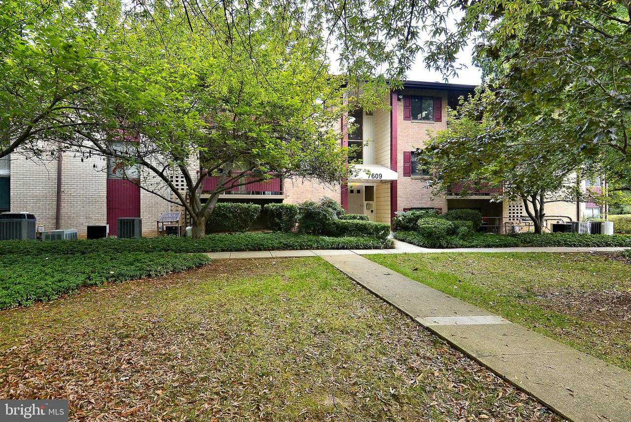 7609 Lee Highway - Photo 1